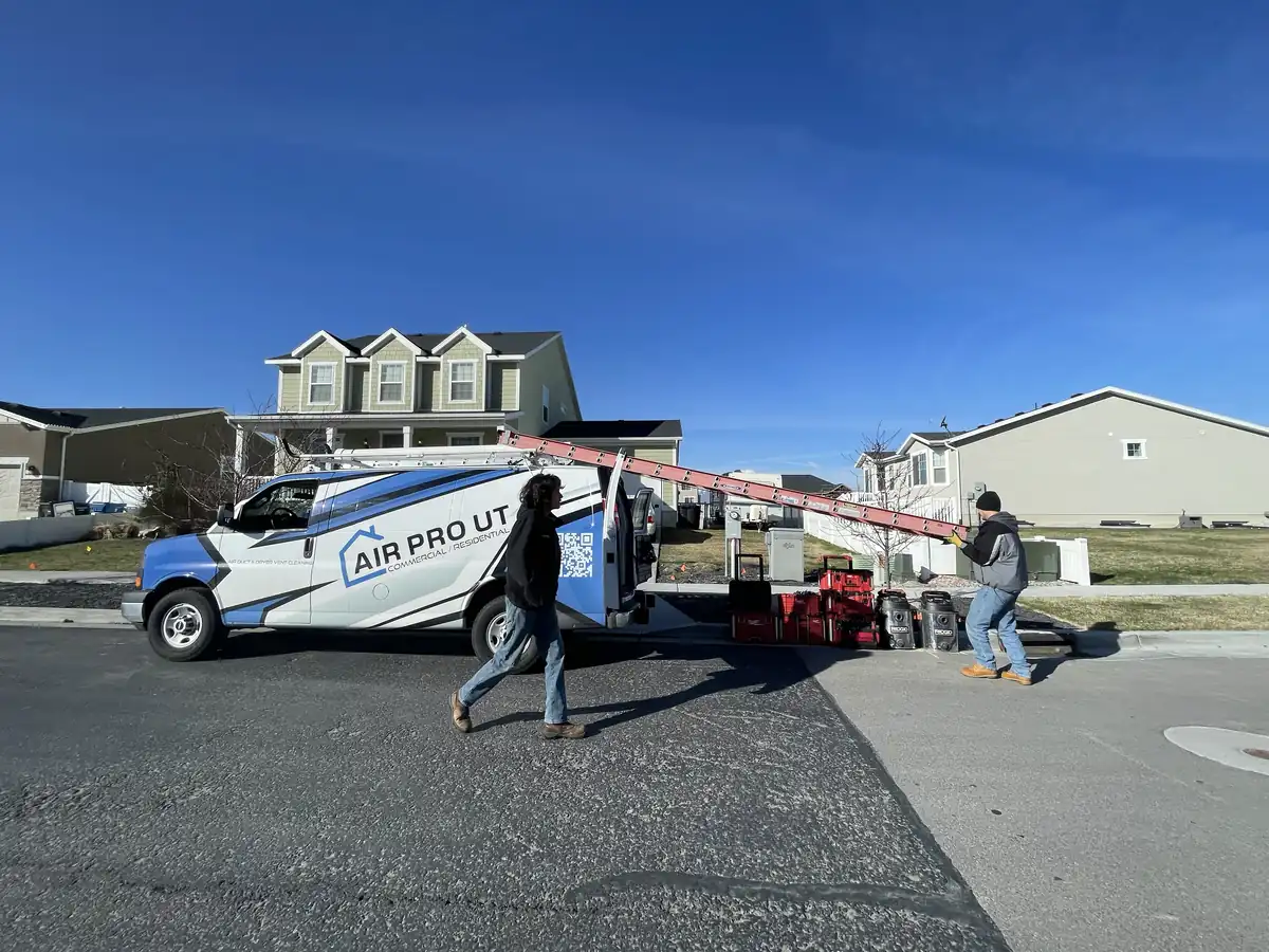 Air Pro UT Crew Unloading Equipment.